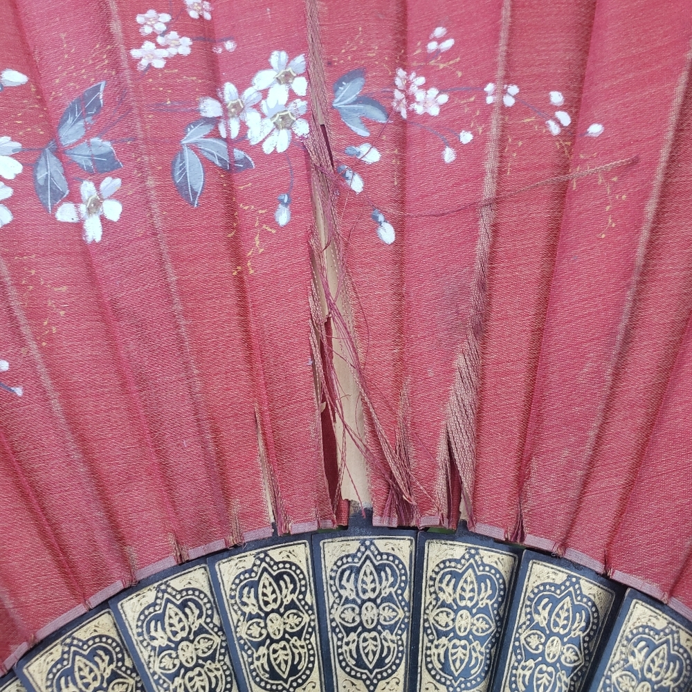 1920'S Vintage red silk oriental fan-PM2 - Picture 3 of 4